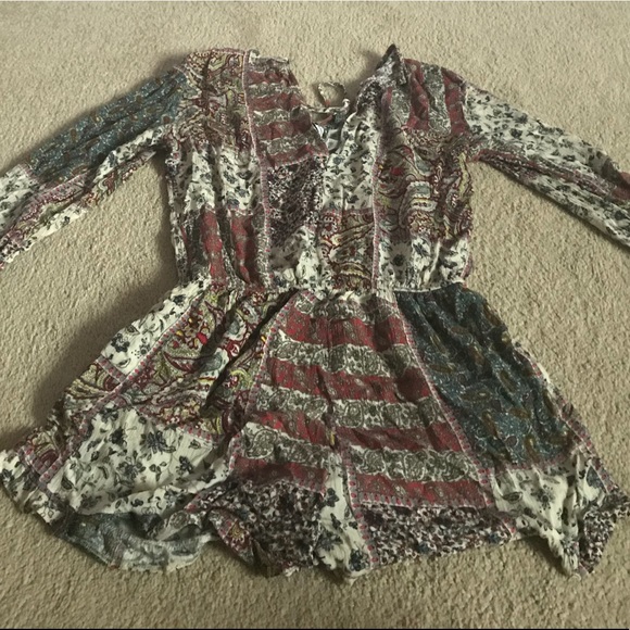 American Eagle Outfitters Dresses & Skirts - Flowery Romper